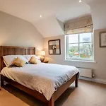 Townhouse *