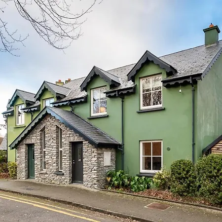 Townhouse Дом отдыха *